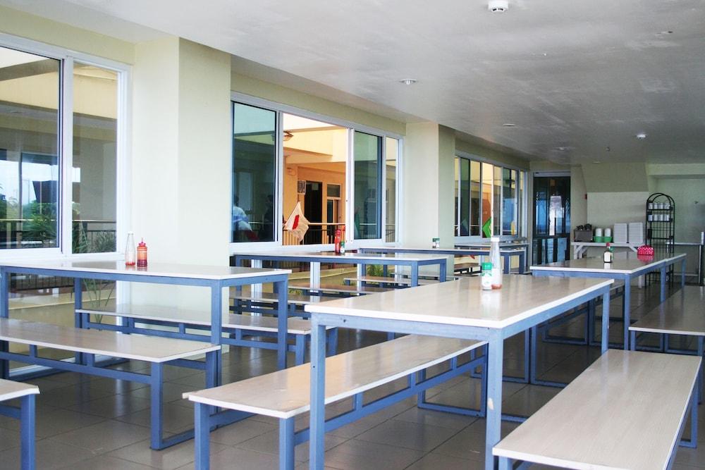 Cleverlearn Residences Lapu-Lapu City Exterior photo