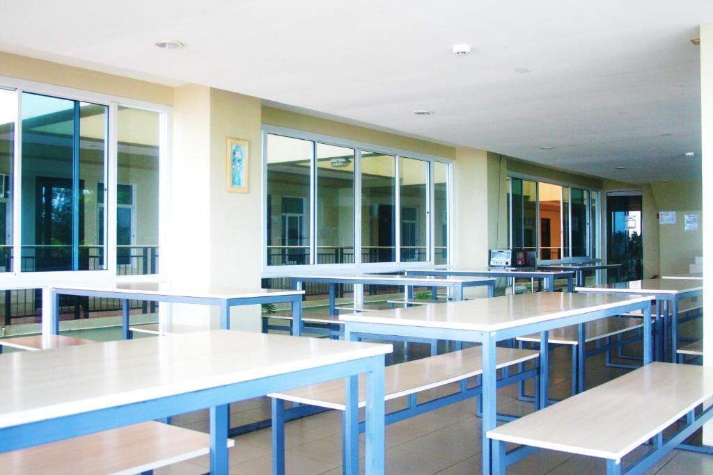 Cleverlearn Residences Lapu-Lapu City Exterior photo